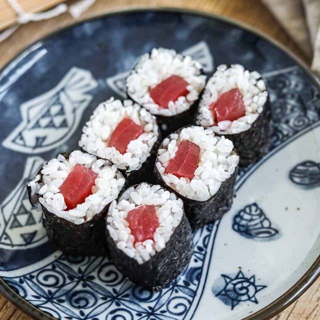 Tuna Roll.