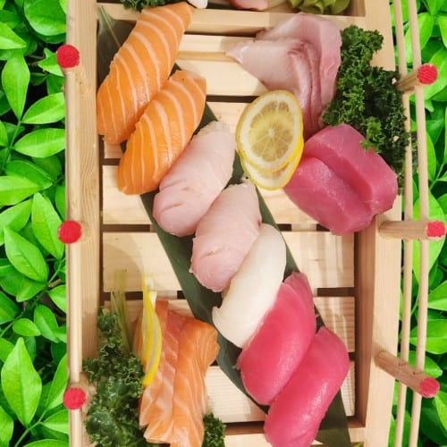 Deluxe Sushi.